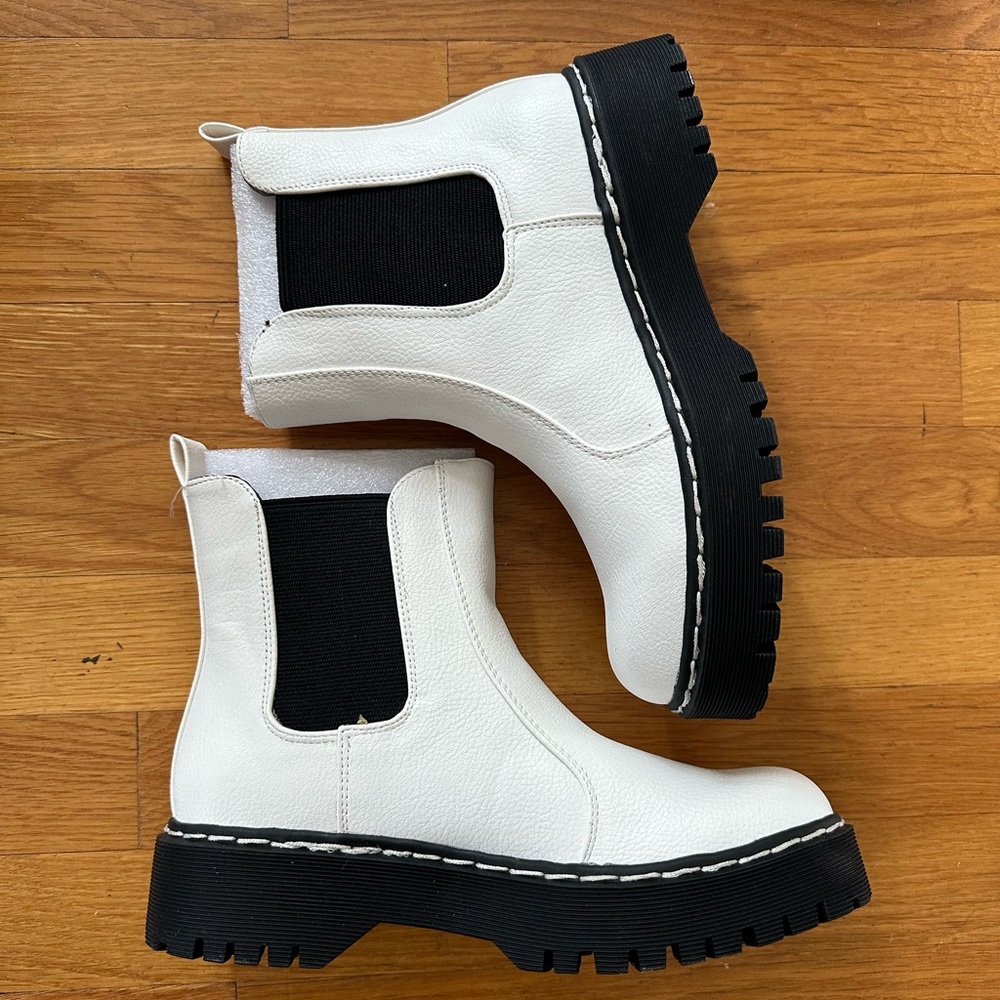 NIB White Platform Boots